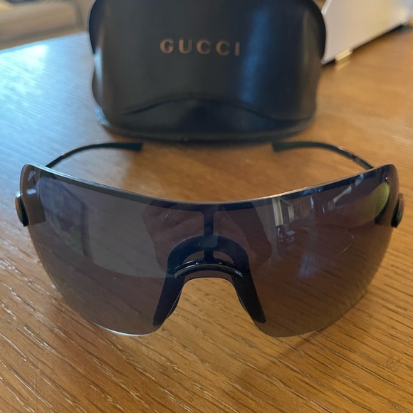 Authentic Gucci Sunglasses with Caee
